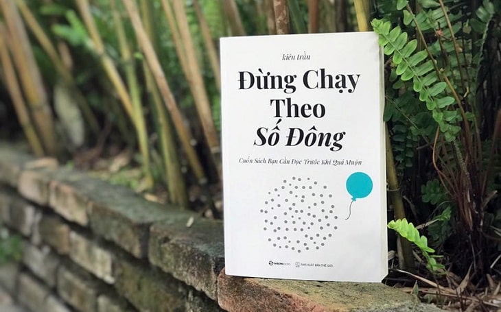 mua-sach-dung-chay-theo-so-dong
