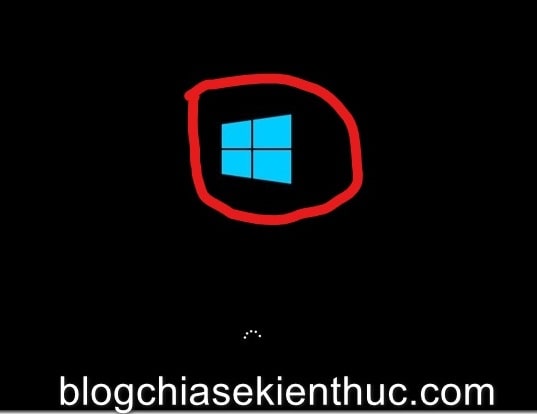 cach-thay-doi-logo-khoi-dong-cua-windows-10 (2)