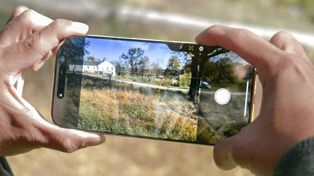 iphone iphone-16-pro-max-bi-nong-do-dau (1)